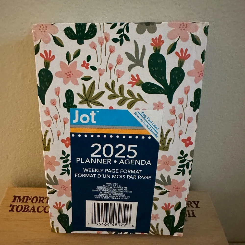 2025-2026 Two Year Planner Calendar Pocket Planner 6 x 4